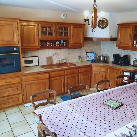 Maison En Pierre Au Milieu Du Bocage Coulouvray-Boisbenatre Bagian luar foto